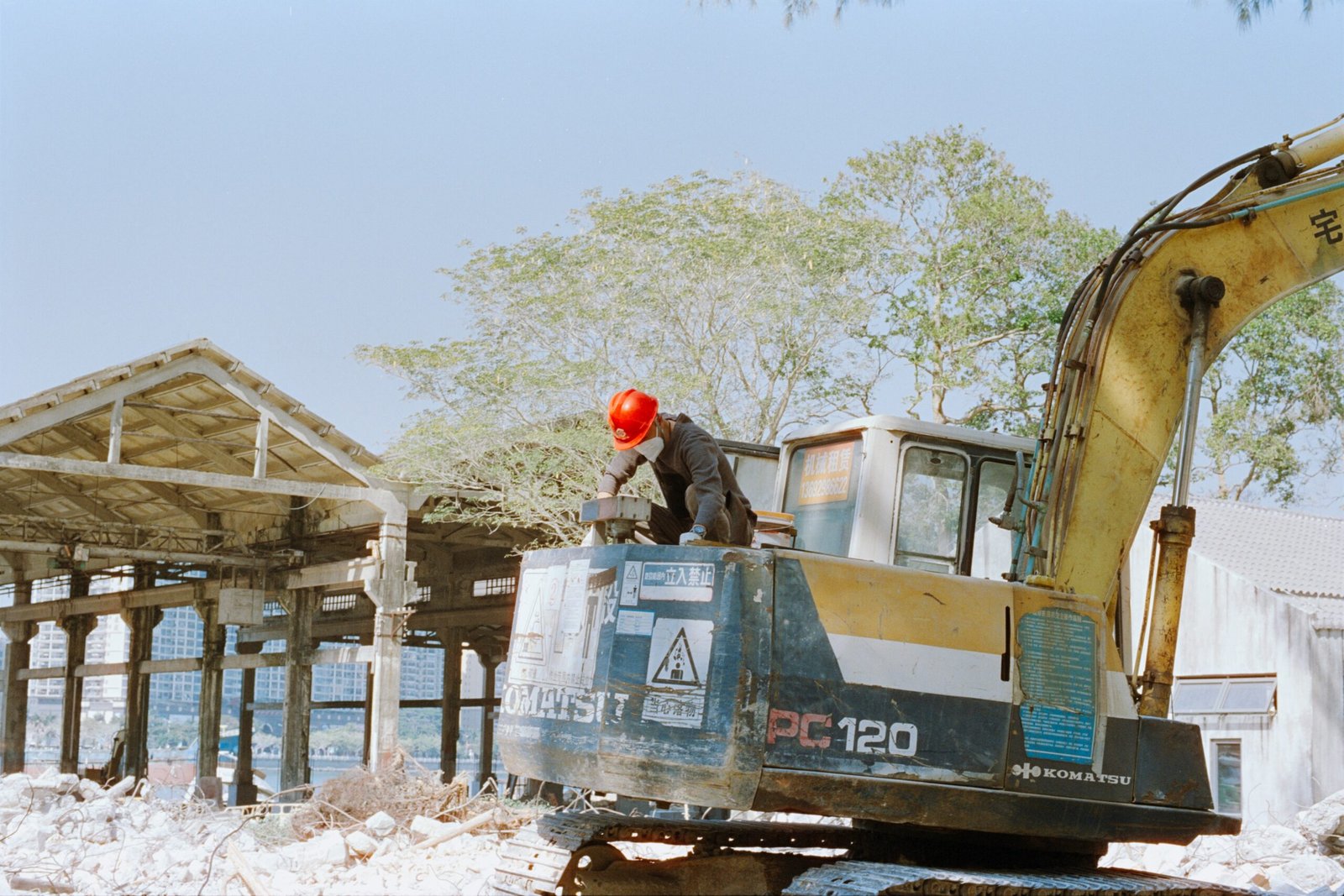 zhen-yao-8RN3mZ852Pw-unsplash